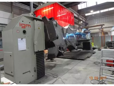 Schweißroboter 16m.jpg